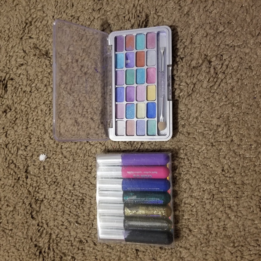 Claire's Makeup Bundle